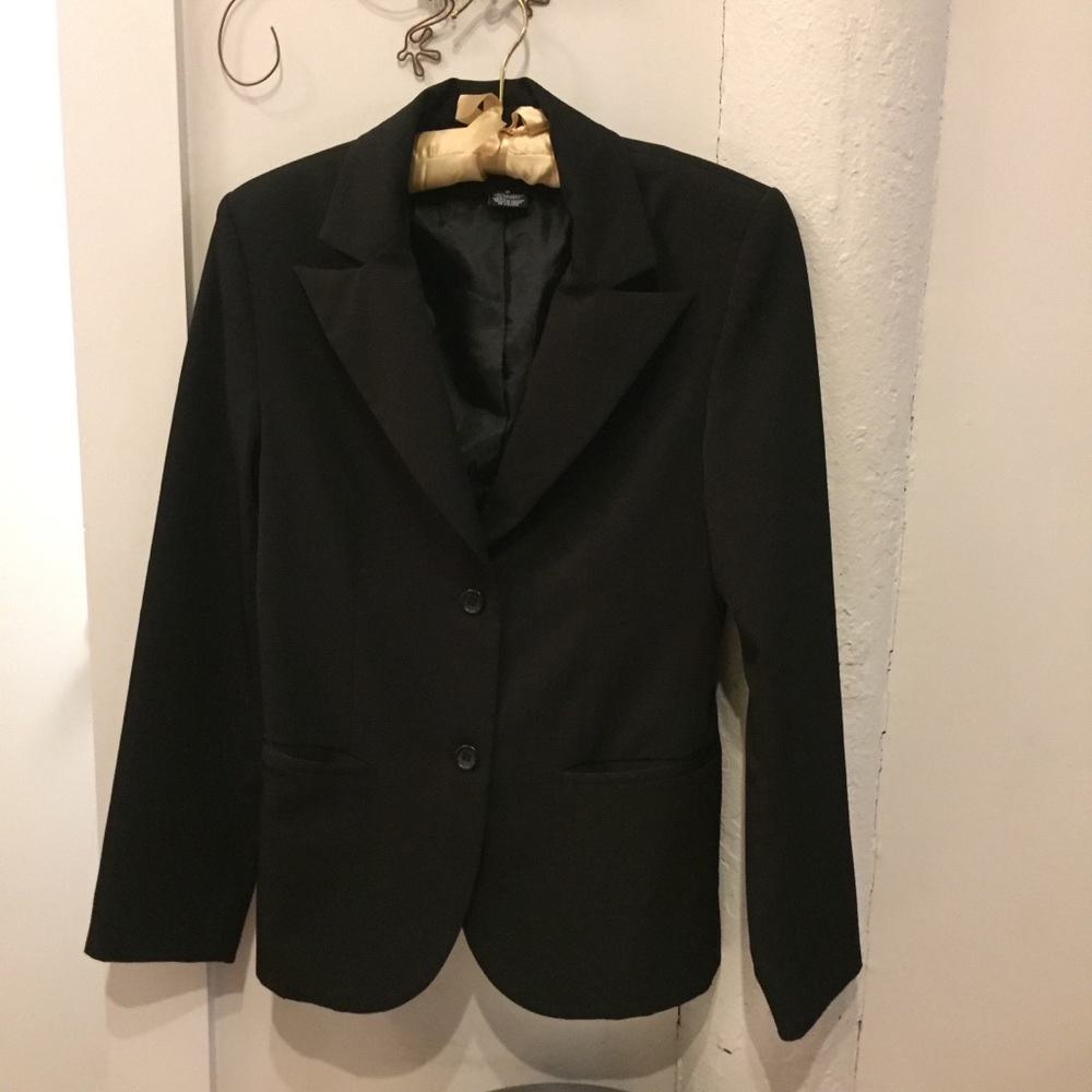 H&M Ladies’ Two-Button Suit Jacket - Picture 8 of 8